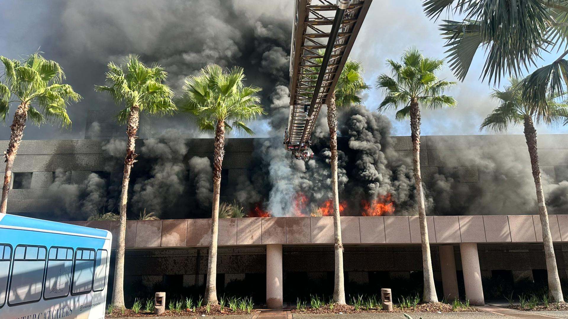 Multiple cars catch fire near Grand Hyatt hotel parking garage in Tampa ...