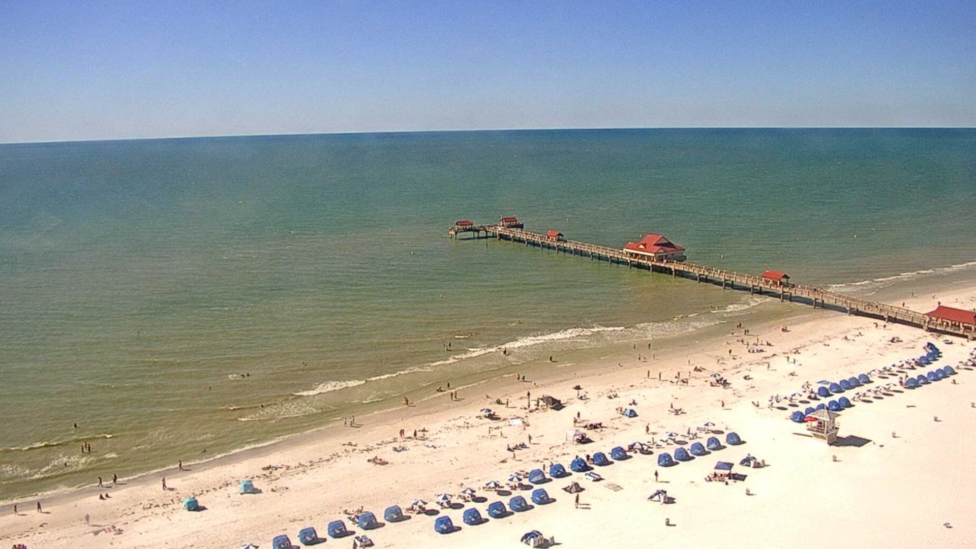 Clearwater Beach water temperature falls — is it too cold? | wtsp.com