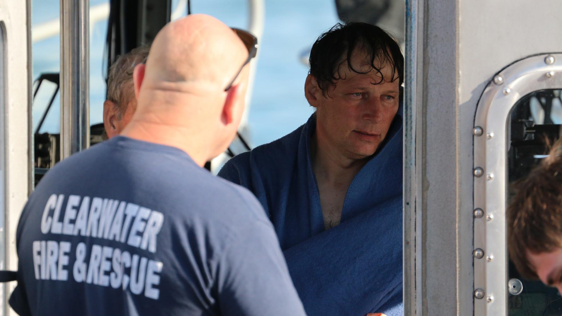 4 missing boaters found alive after vessel capsized off coast of ...