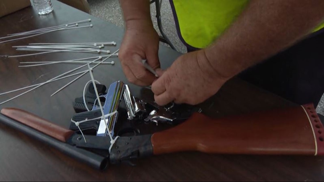 Tampa police collect 1,000 guns during buyback event - Vimarsana News