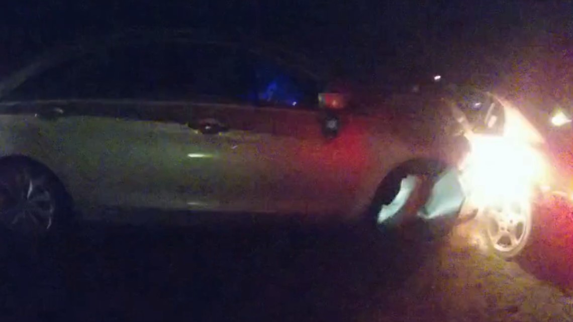 Lake Wales officer, people narrowly escape crash - Vimarsana News
