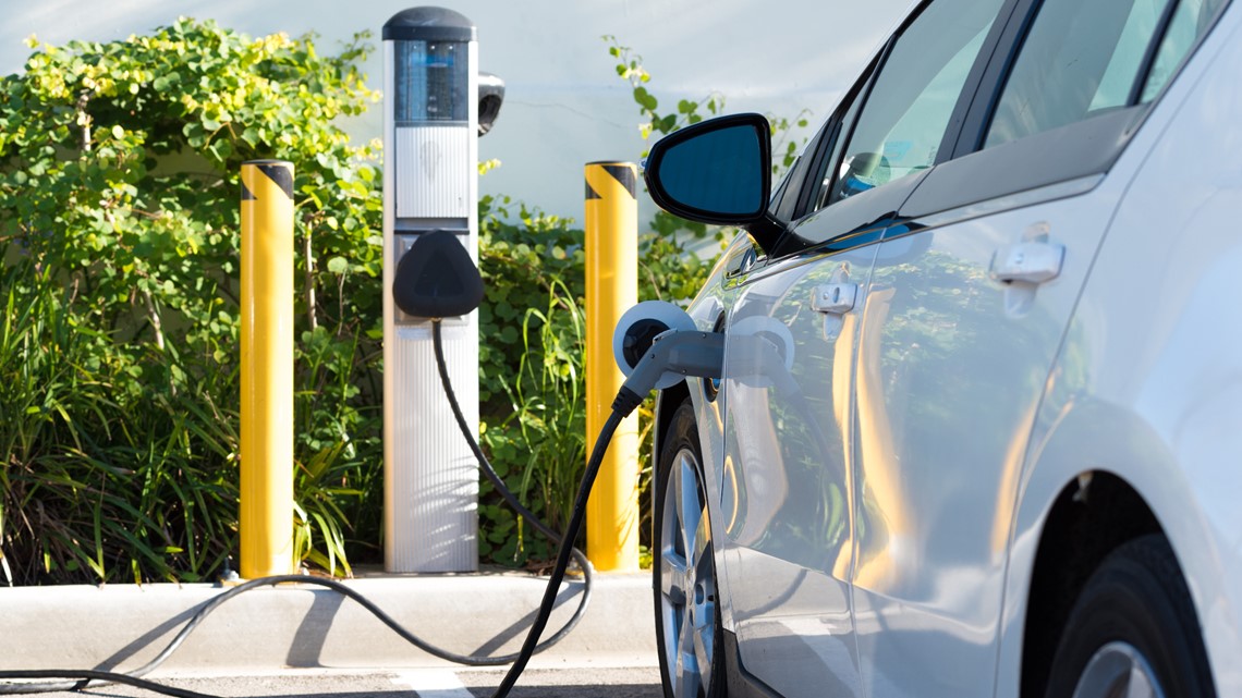 Florida bill could charge $200 fee for electric vehicle drivers - Vimarsana News