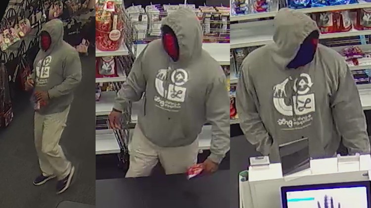 St. Petersburg police looking for alleged store robber