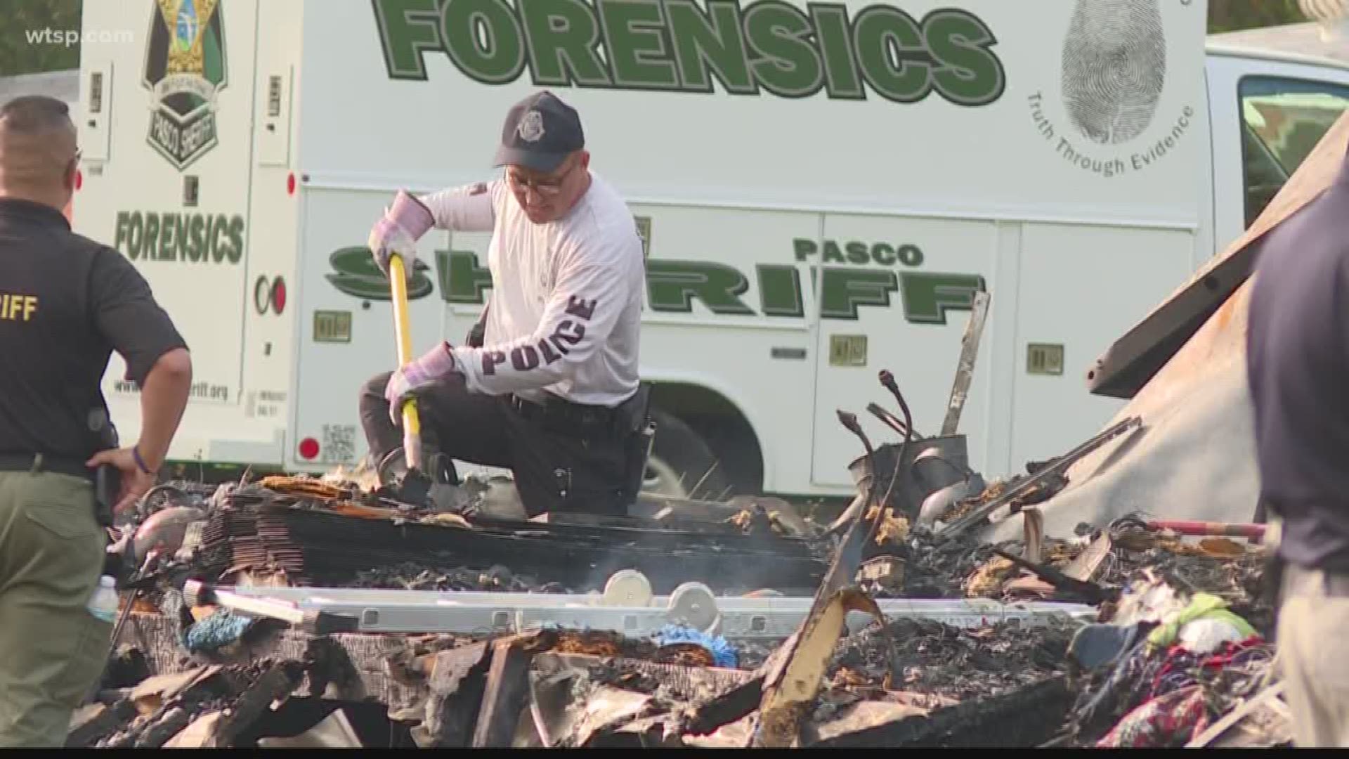 After a Pasco County mobile home exploded, they raced to try to put out the flames and save the victims.
