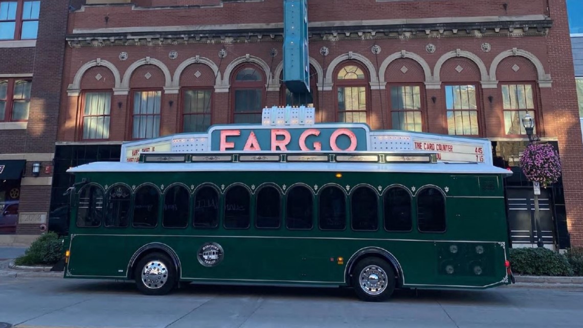 Sarasota finalizes fares and stops for a trolley from SRQ to downtown