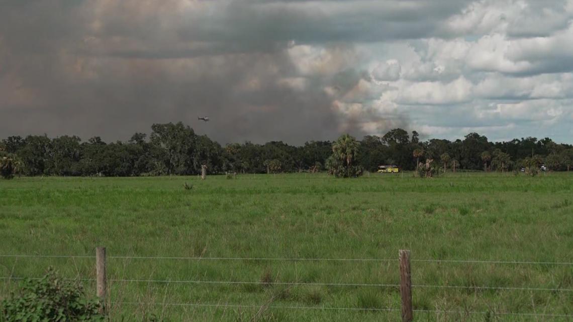 Hillsborough County fire crews on scene of 100-acre brush fire in Plant City
