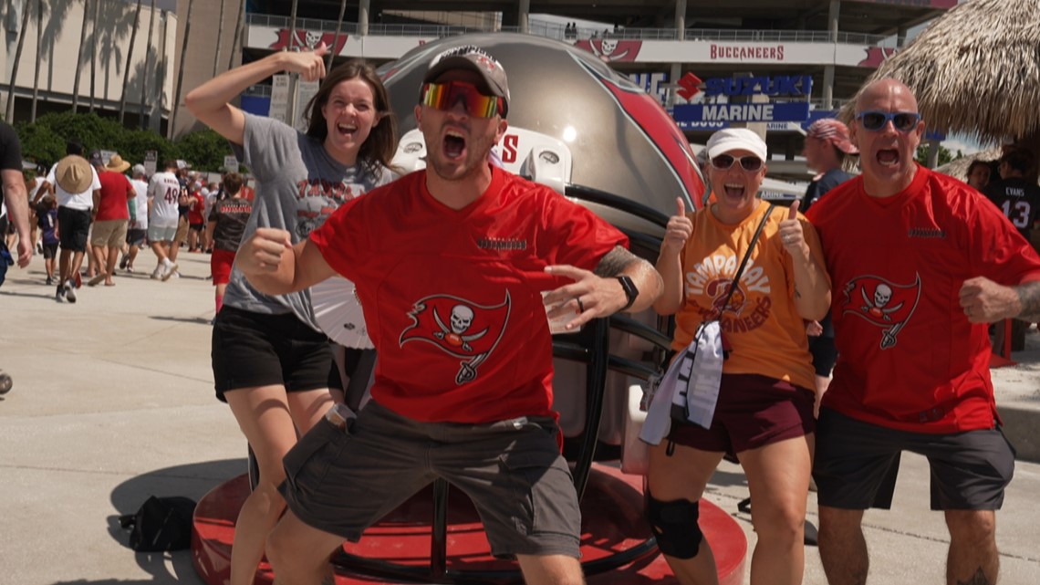 Bucs fans celebrate win against Bears at home opener