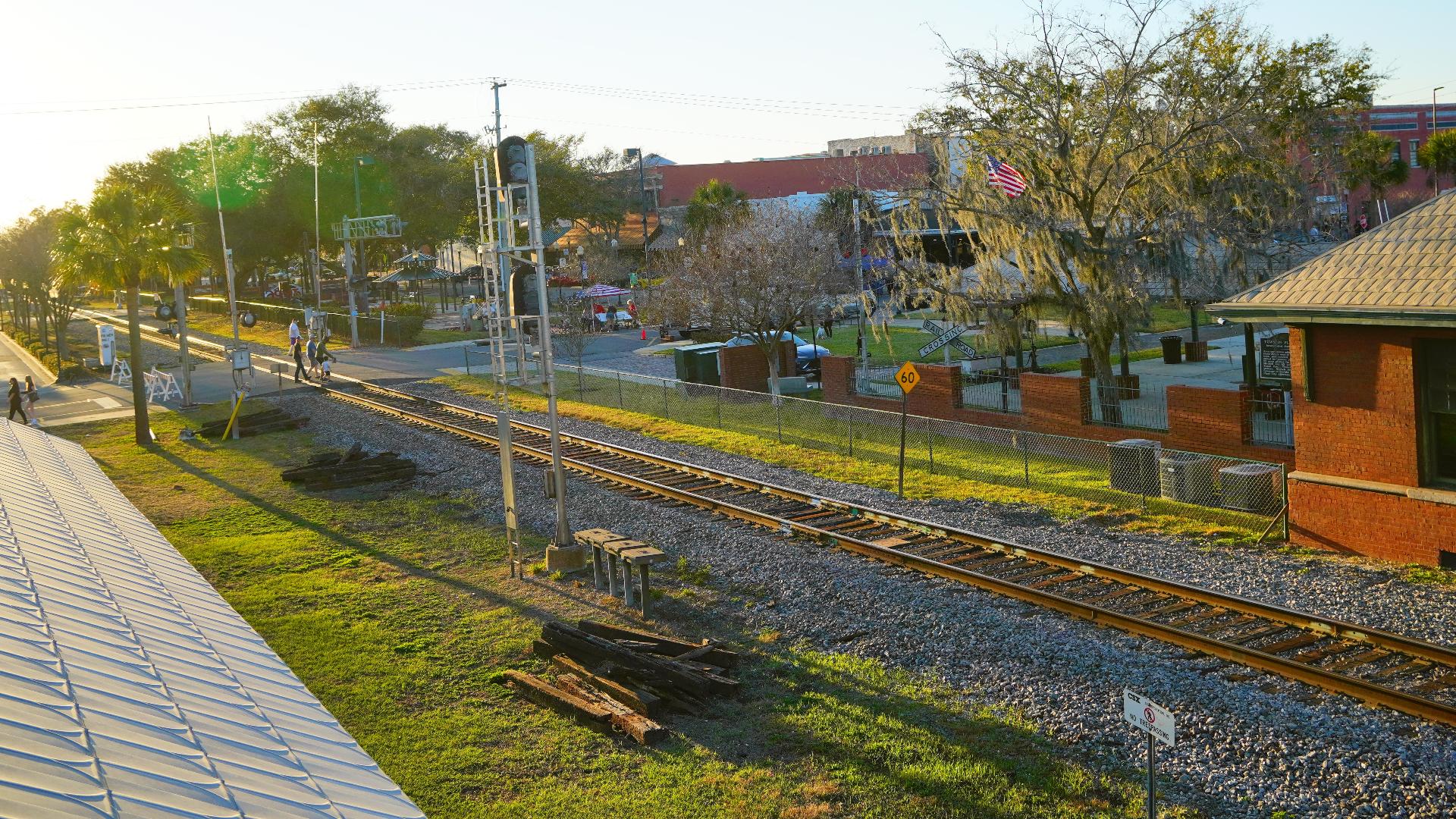 FDOT receives $456 million to install railroad crossing safety features ...
