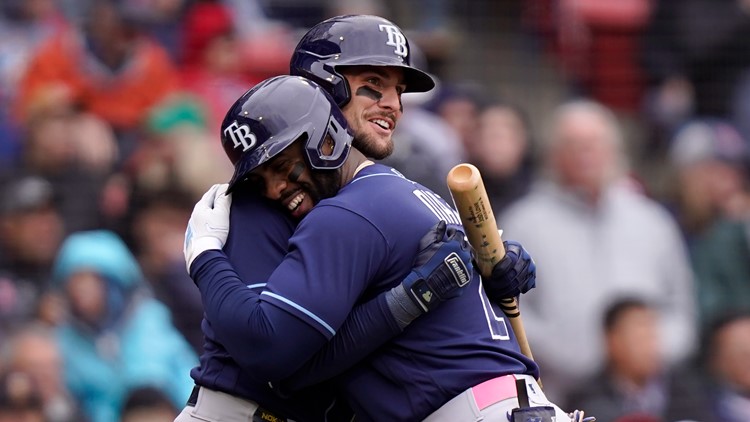 Díaz's RBI single turns into Little League homer, MLB-best Rays beat sloppy Red Sox 6-2