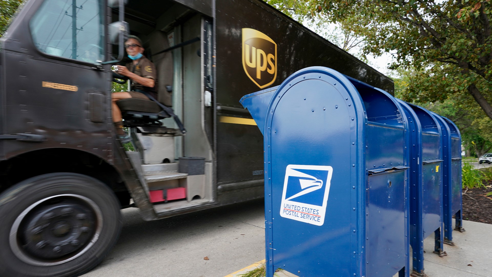 USPS, shipping and logistics companies resume service in Florida