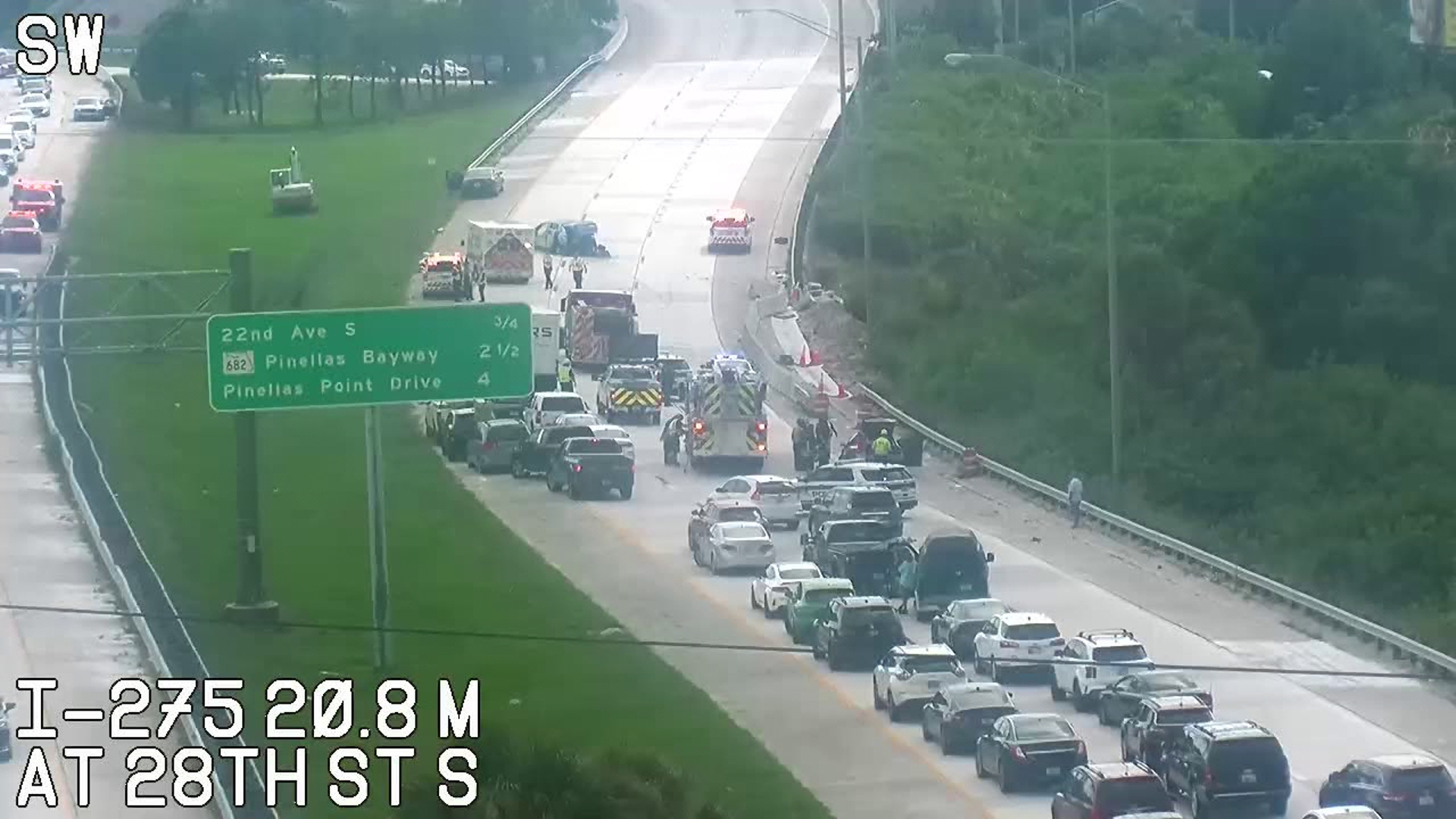 I-275 south in St. Pete shut down due to multi-car crash | wtsp.com