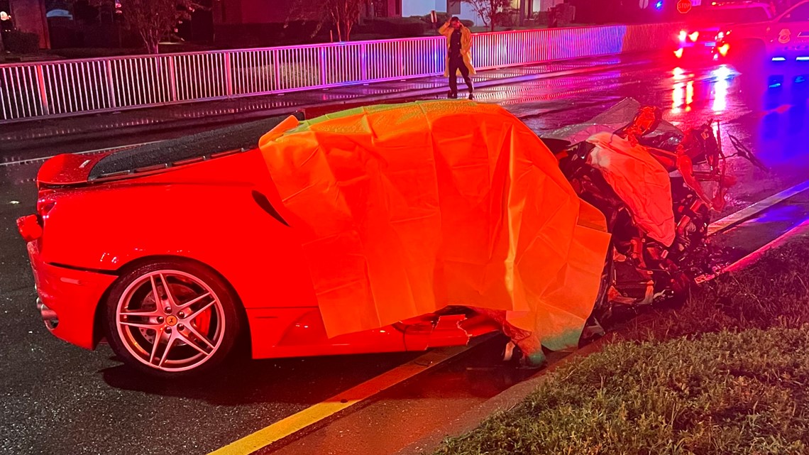 2 people killed in Pinellas Park head-on crash, police say - Vimarsana News