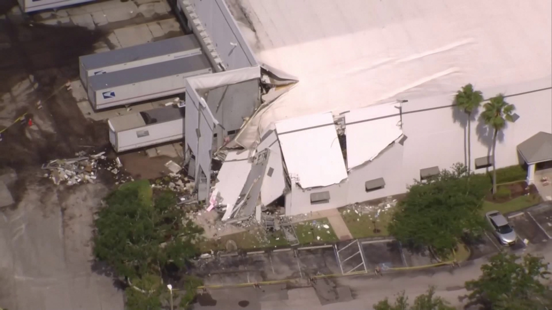 Usps Rafters USPS facility's roof partially collapses in Tampa | wtsp.com