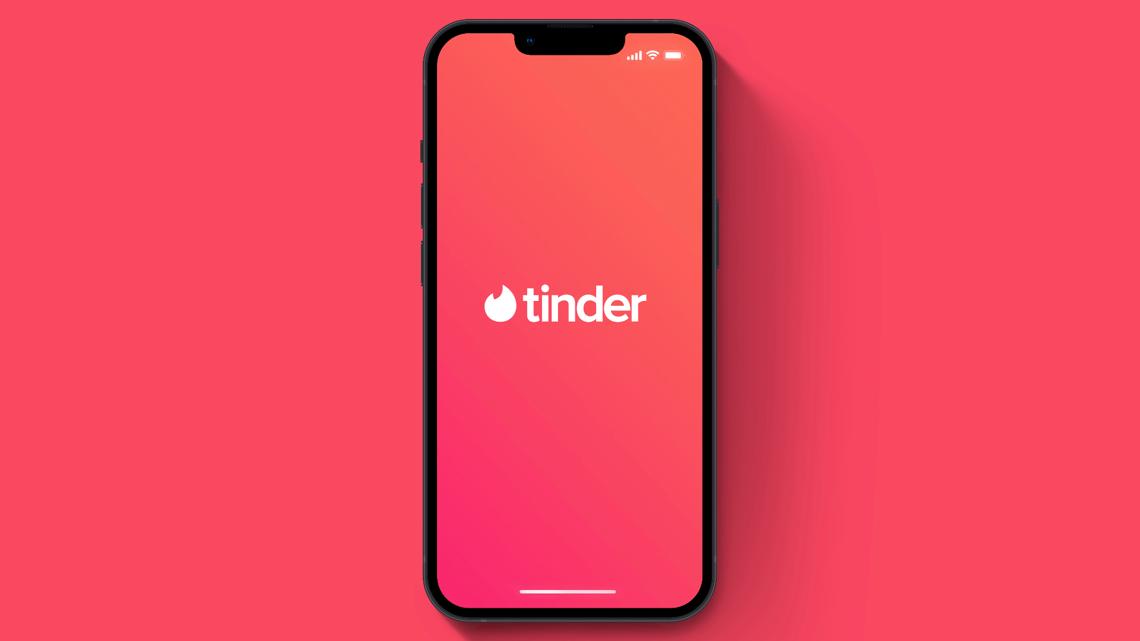 Florida GOP candidate for governor joins Tinder to connect with 'young female voters'