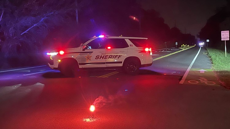 Deputies: 2 people killed, child hurt in Tampa crash