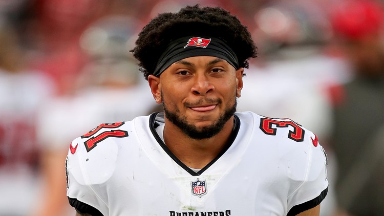 Bucs' Wirfs looks to take on leadership role left by Brady