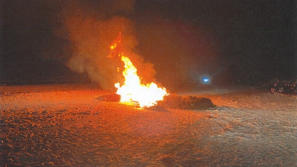 Christmas trees set on fire on Indian Rocks Beach
