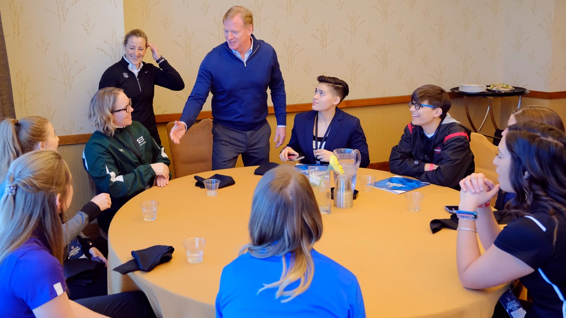 We're just getting started': At women in NFL forum, Buccaneers show why  they're pioneers in championing diversity - The Boston Globe