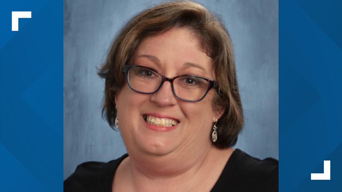 elementary school teacher Sharon McClellan dies of COVID