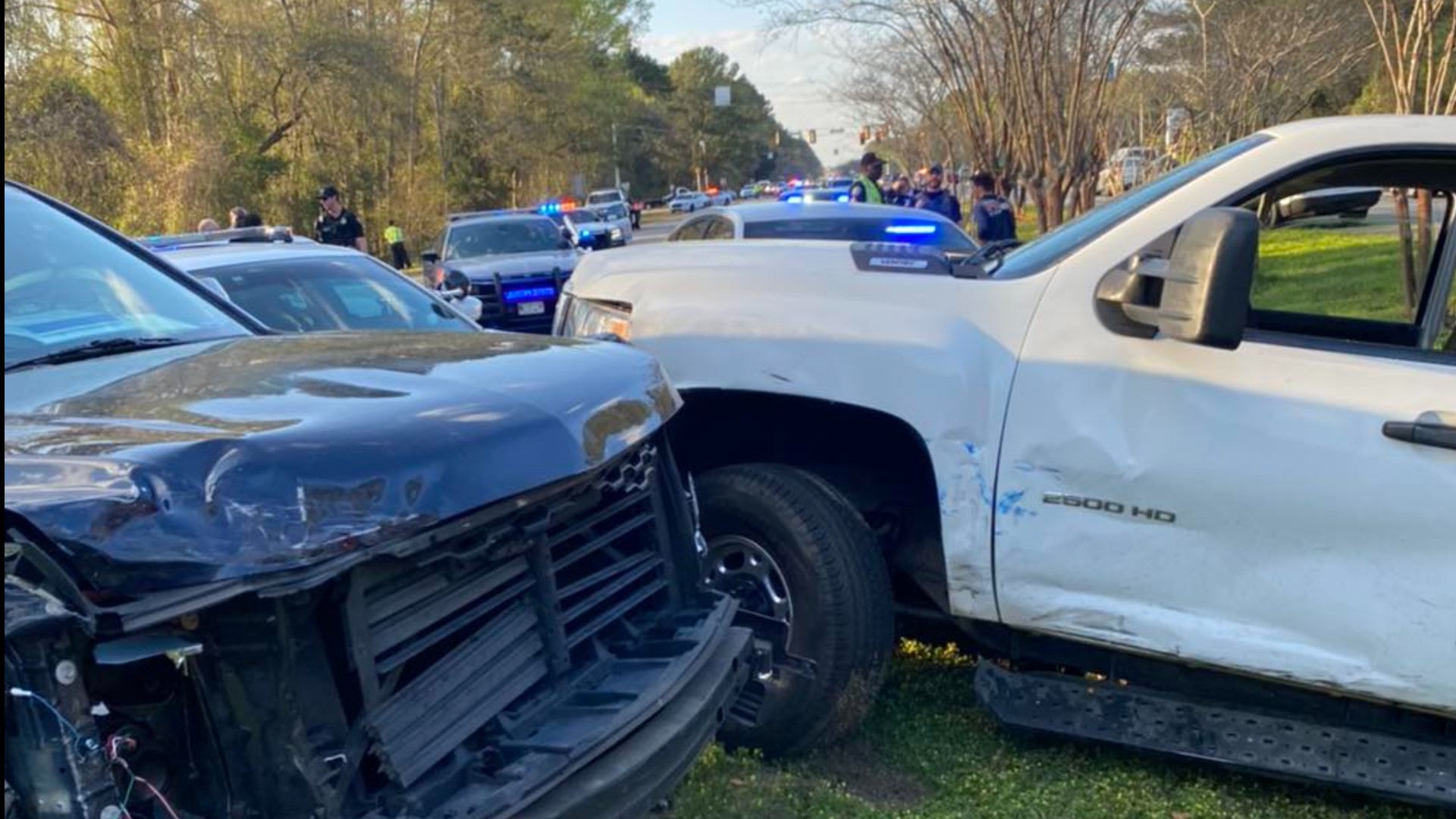 3 Georgia deputies injured in chase with speeding driver | wtsp.com