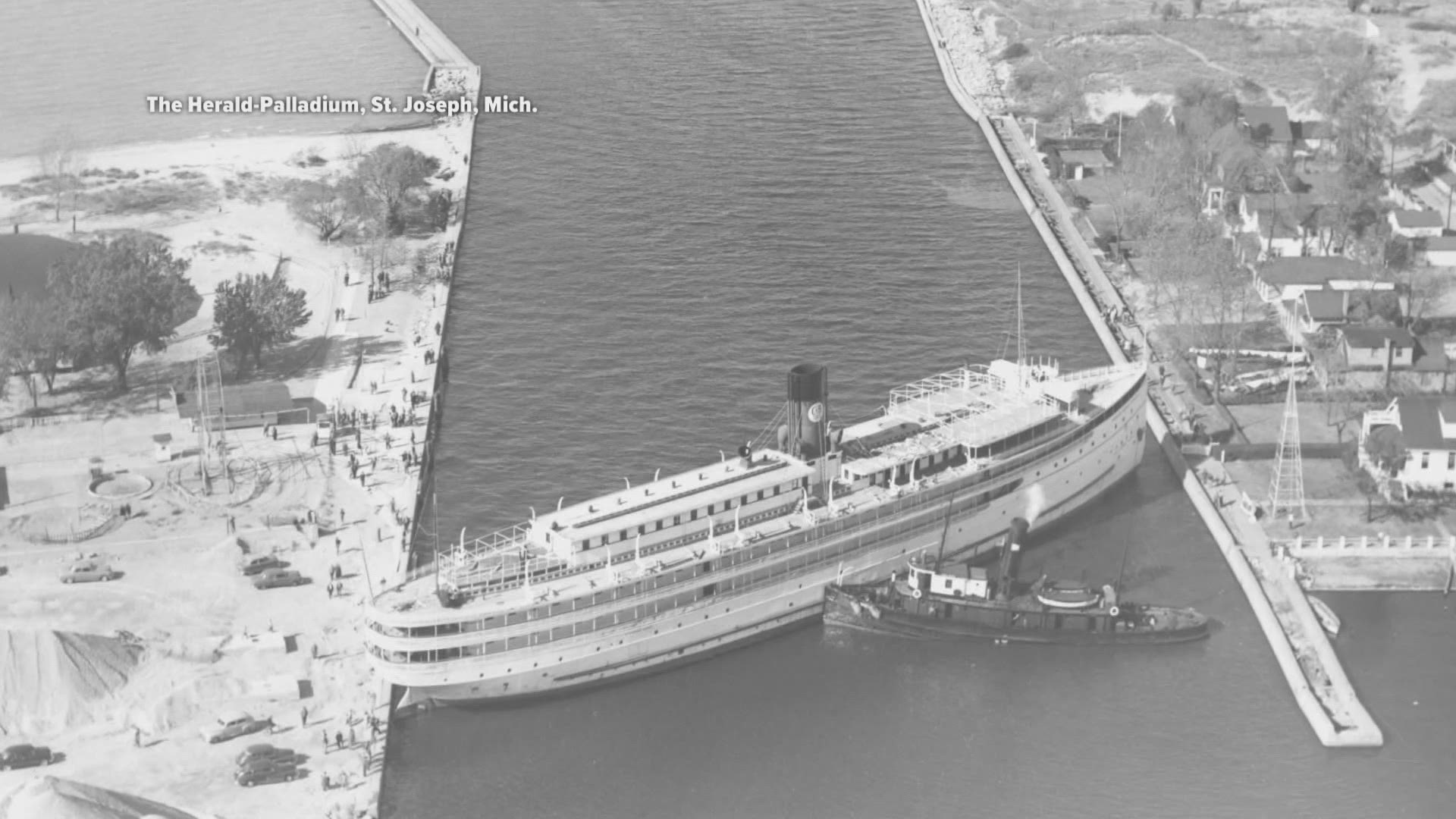 The S.S. City of Grand Rapids steamship mirrored the incident in the Suez Canal over 50 years ago.